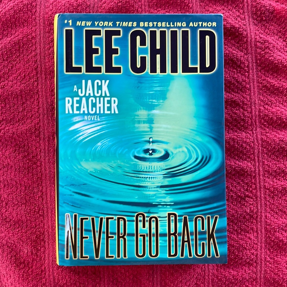 🦋2/$10  Never Go Back #18 in the Jack Reacher Series